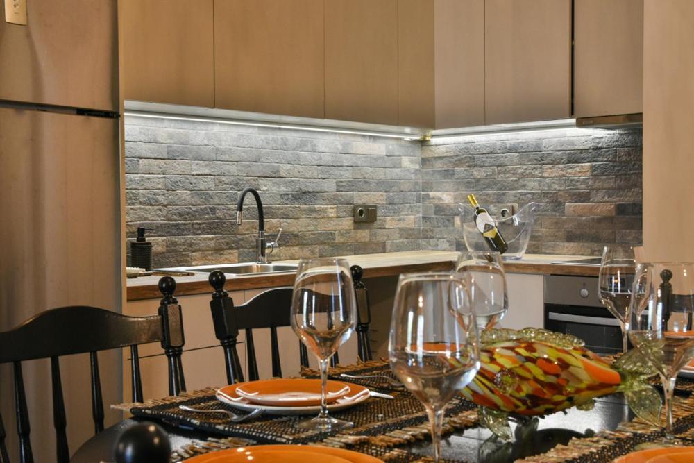 Pepromeno Luxury Apartment In The City Center Kalamata Zewnętrze zdjęcie
